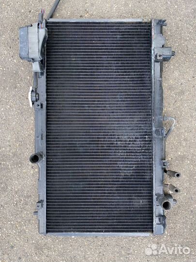 Радиатор охлаждения Toyota Caldina ST195G
