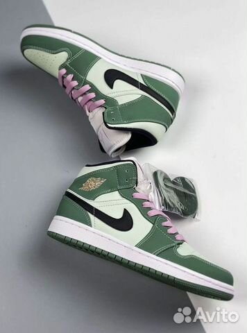 Nike Air Jordan 1 Mid SE Dutch Green Black Barely