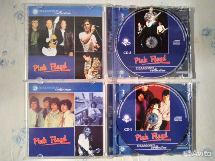 Музыкальные форматы : CD, MP 3 диски