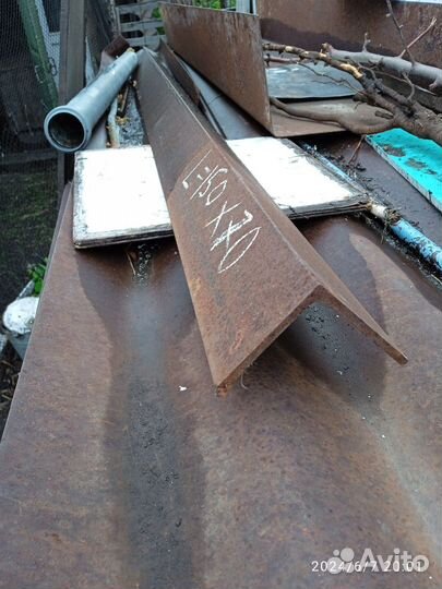 Уголок металлический 75х75х5