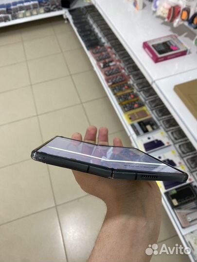 Samsung Galaxy Z Fold2, 12/256 ГБ