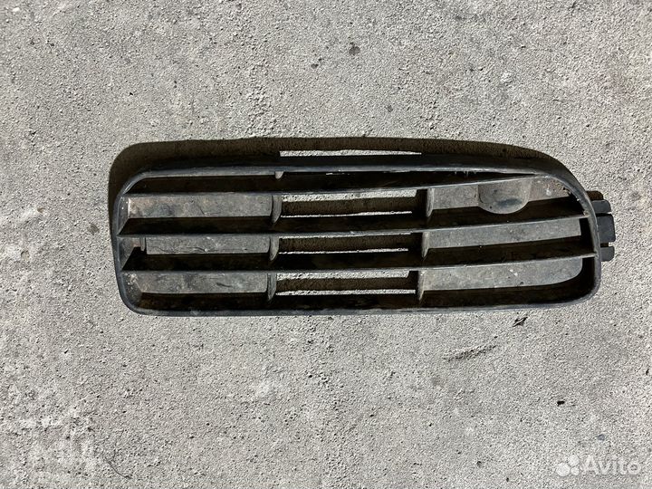 Заглушка бампера Audi 80 8A0807346A B4