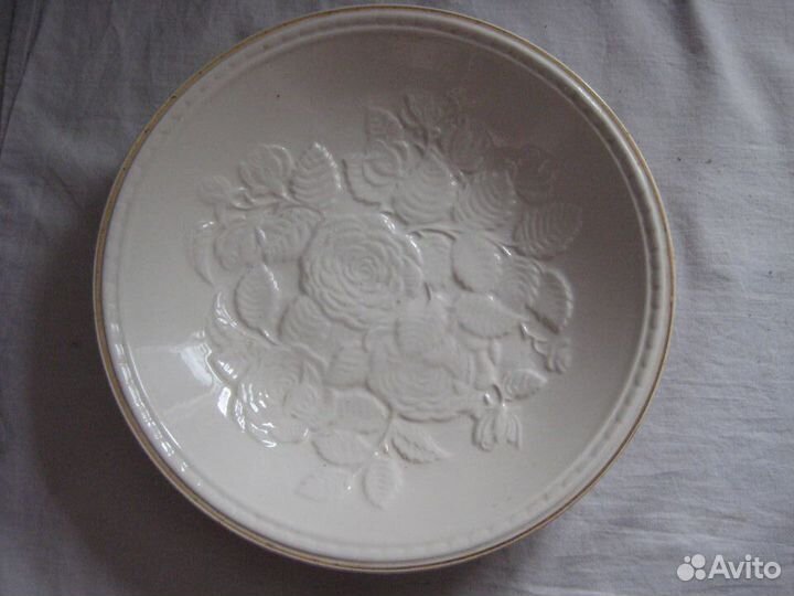 Тарелки из фарфора зик Конаково 2 штуки