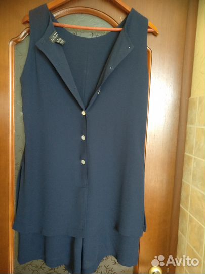 Продаю платье двойное с шортами как комбинезон б/у