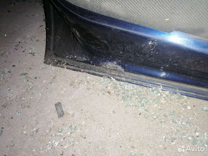 Дверь задняя левая skoda felicia