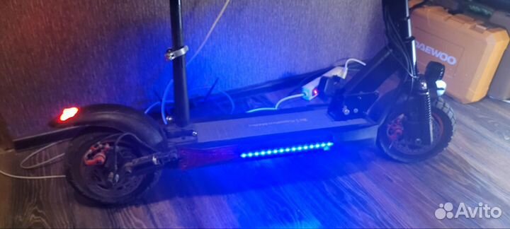 Электросамокат kugoo m4 pro 13,5 Ah