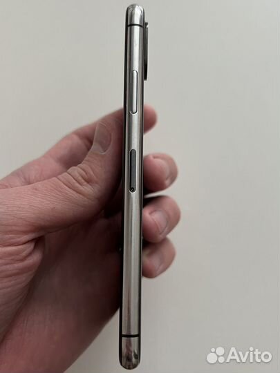 iPhone Xs, 64 ГБ
