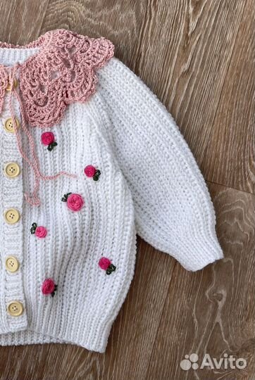 Вязанная кофта ручной работы