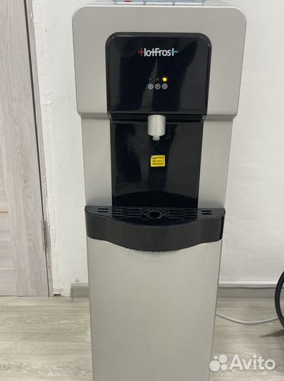 Кулер для воды hotfrost с холодильником