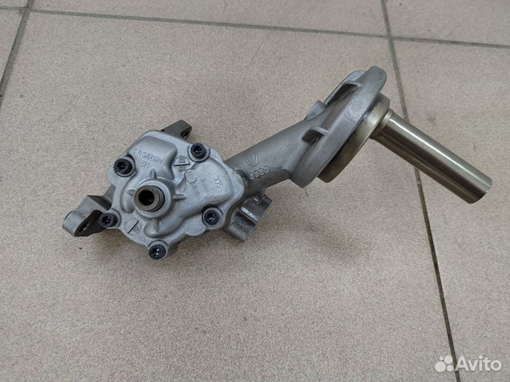 Насос масляный Audi Q7, Touareg 3,0TDI casa