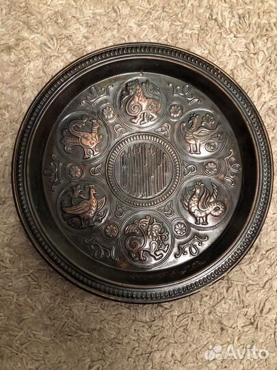 Медная тарелка на стену