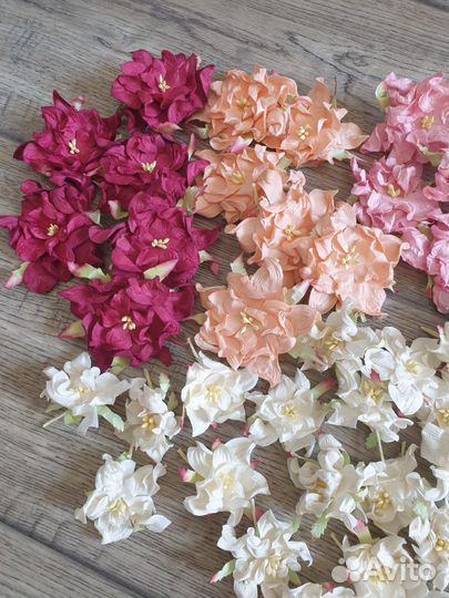 Бумажные цветы гардения