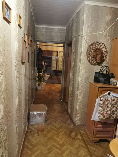 2-к. квартира, 45 м², 3/3 эт.