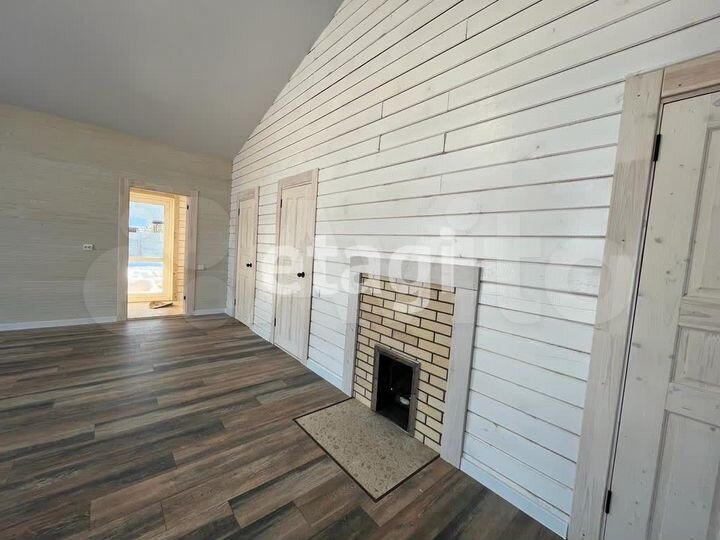 Дом 96,6 м² на участке 9 сот.