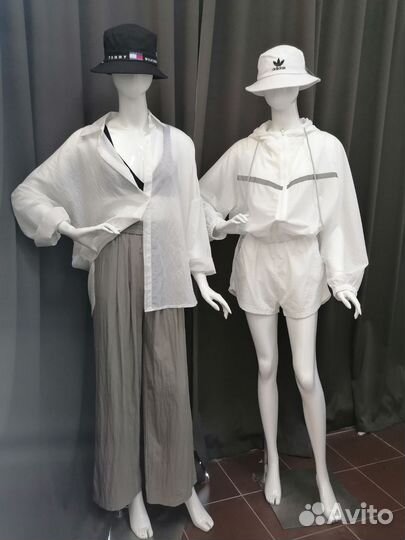 Оборудования для магазина одежды