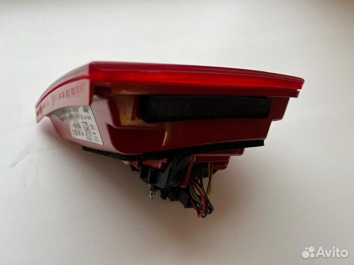 Задний фонарь Audi A6 C6 4F