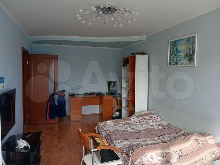 2-к. квартира, 50 м², 8/9 эт.