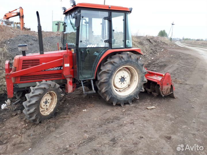 Вспашка земли Плуг, фреза