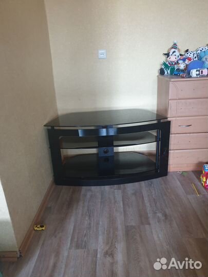 Тумба под телевизор новая