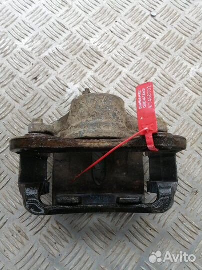 Суппорт передний правый Kia Sportage SL 2.0 G4KD