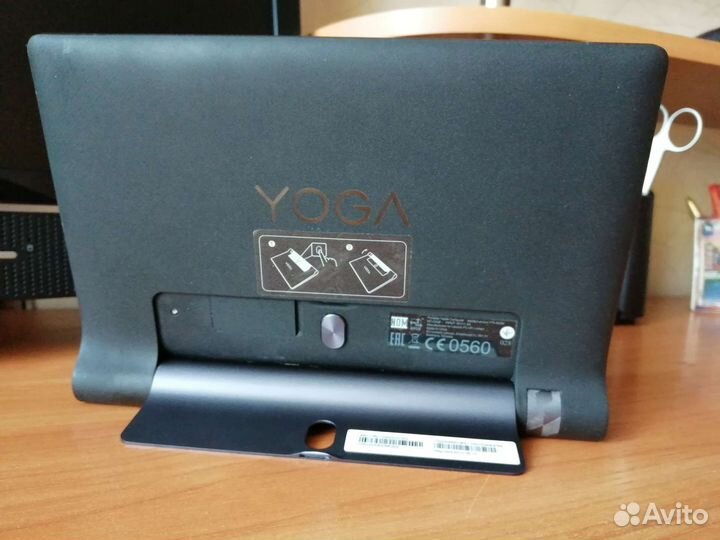Планшет Lenovo yoga tab 3
