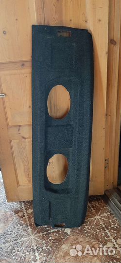 Задняя полка