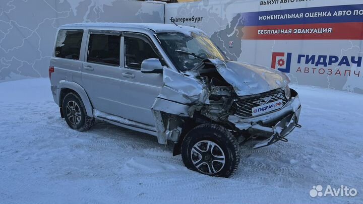 Консоль центральная UAZ Patriot