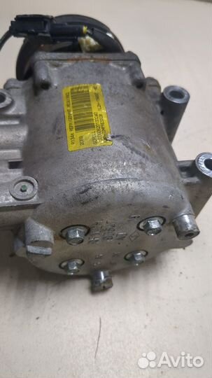 Компрессор кондиционера Lincoln Navigator, 2004