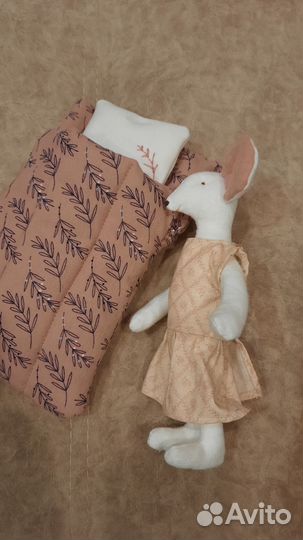 Игрушка мягкая,мышка в кроватке,новая,подарок
