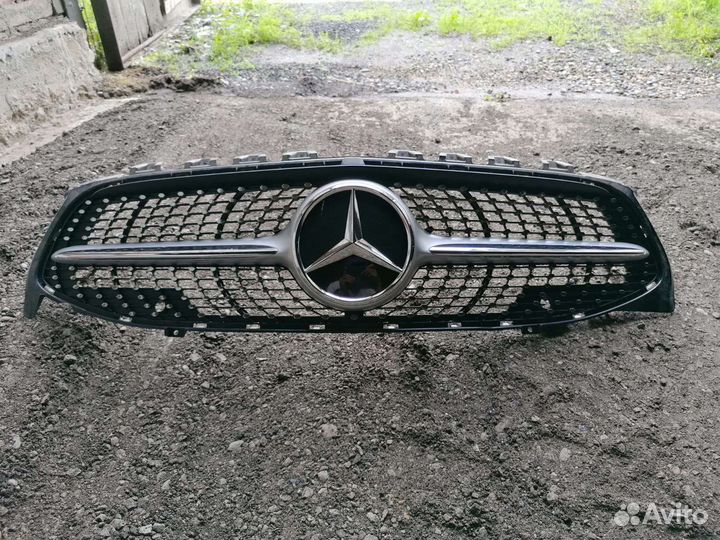 Решëтка на mercedes