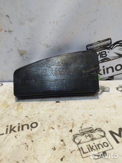 Подушка безопасности в сиденье передняя правая