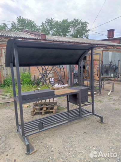 Мангал в подарок мужу в стиле лофт