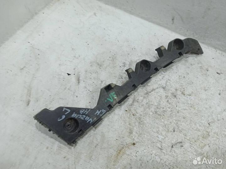 Направляющая бампера заднего