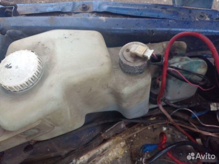 Бачок омывателя Лада 2110 1995-2014