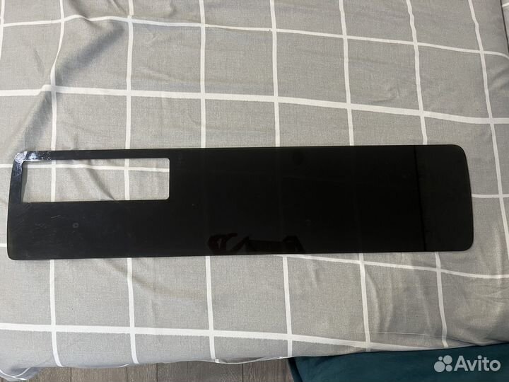 Стекло на панель ваз 2107