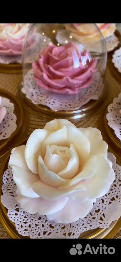 Мыльная ароматная роза в куполе