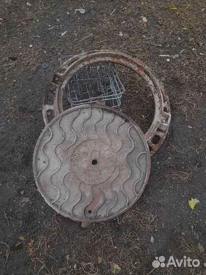 Люк канализационный