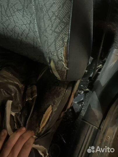 Передние сиденья ваз 2114