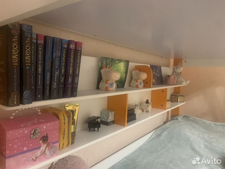 Двухярусная кровать