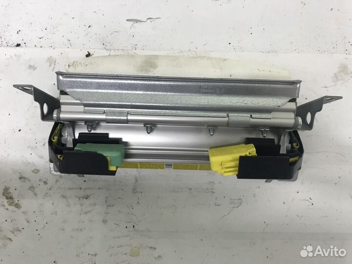 Подушка безопасности пассажира Porsche Cayenne 955