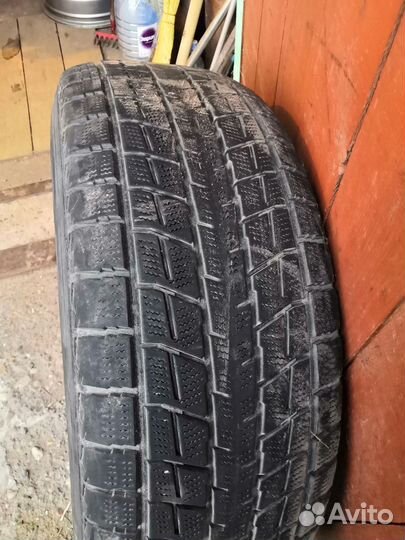 Dunlop Winter Maxx SJ8 285/65 R17