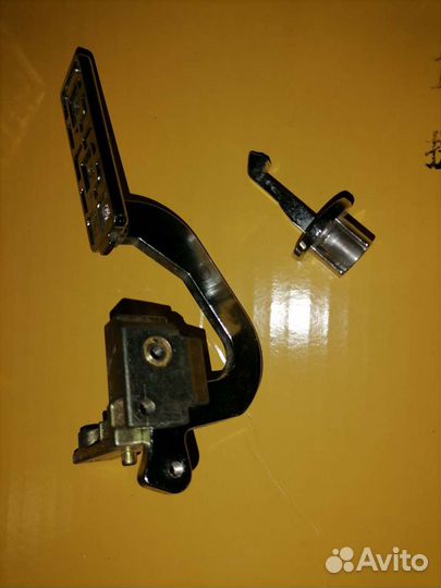 Крючок, кронштейн стиральной машины Miele