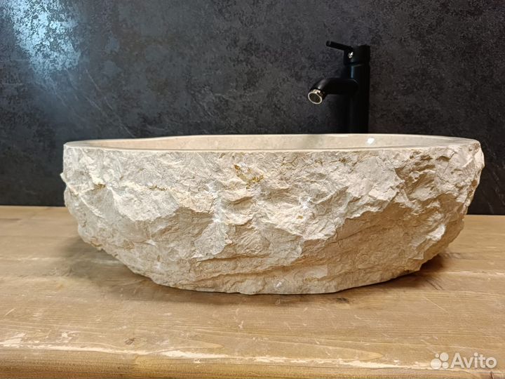 Раковина из натурального камня