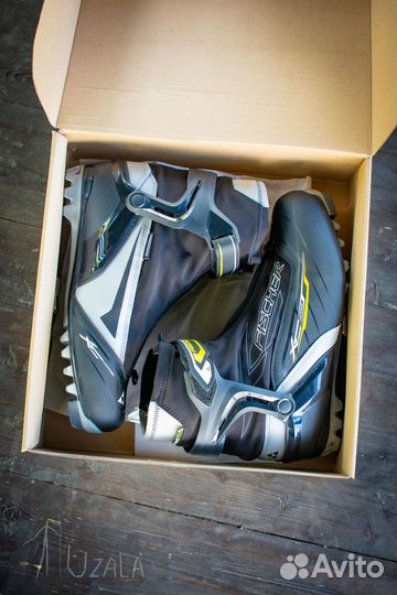 Лыжные ботинки fischer 45