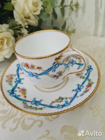 Старинная чашка с блюдцем. Англия