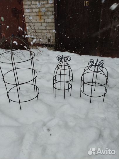 Опора, шпалера для растений из металла