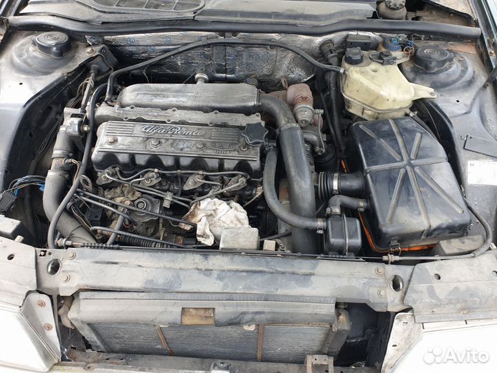 Alfa Romeo 164 2.5 МТ, 1990, битый, 303 000 км