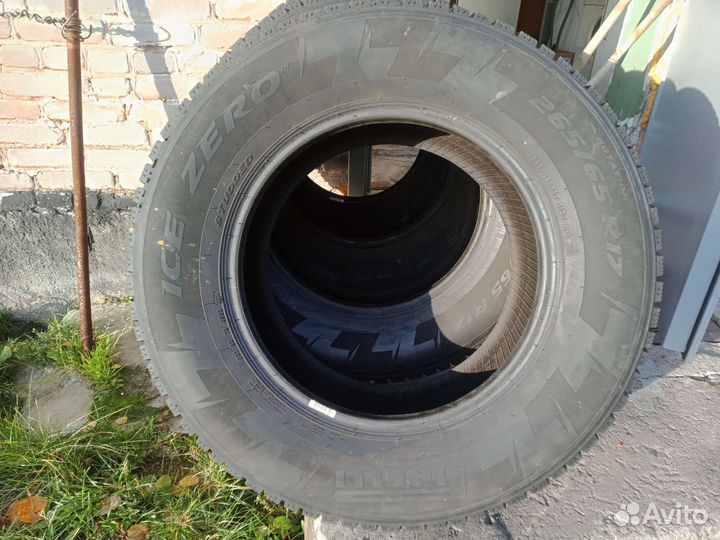 Pirelli Ice Zero 265/65 R17 112