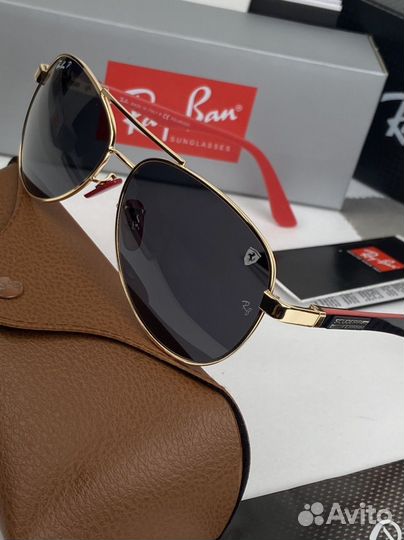 Солнцезащитные очки Ray-Ban