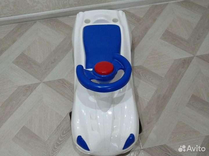 Машинка-каталка